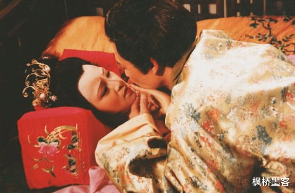 红楼梦里的宁国府多脏多可怕?贾珍做的这三件事,一般人做不出来