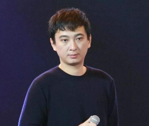 这五位明星的情史告诉你什么是真正的娱乐圈:人前清纯,人后疯狂