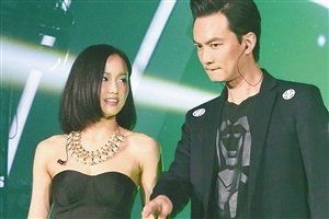 娱乐圈离谱的八卦是什么