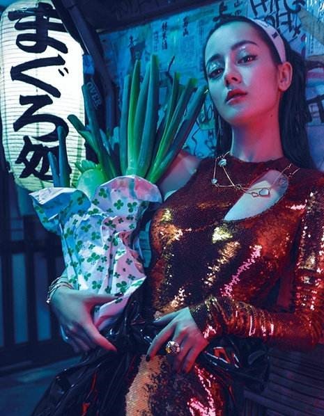 明星为何热衷游日本迪丽热巴因为这张照片遭网友炮轰