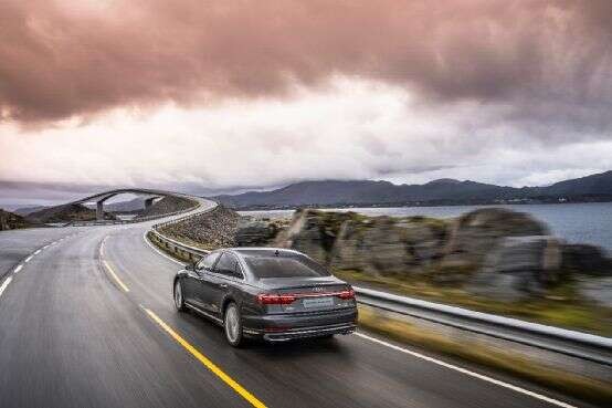 我们神秘？不，我们像华仔一样，很坚持——一位奥迪A8车主的旁白