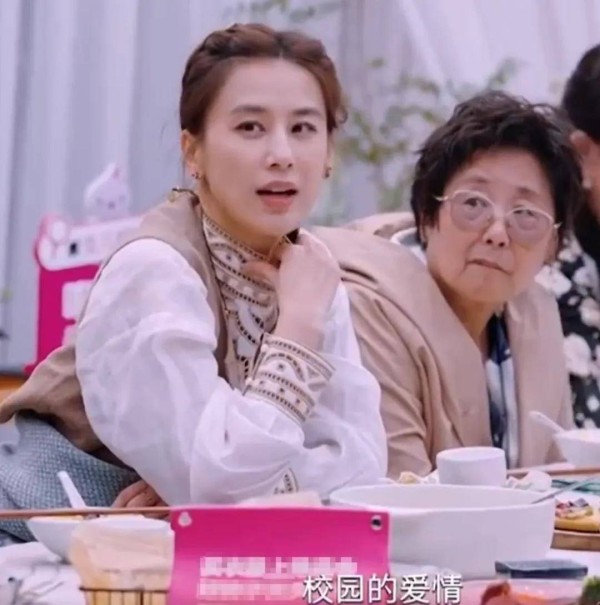 旧情复燃？黄圣依贾乃亮细节对上了，网友曝白月光式明星复合