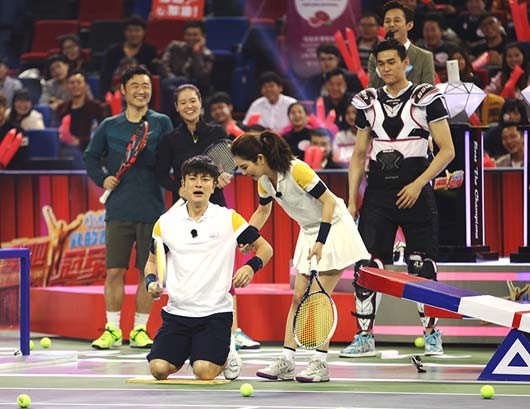 Ella“解救”一脸痛苦的贾乃亮