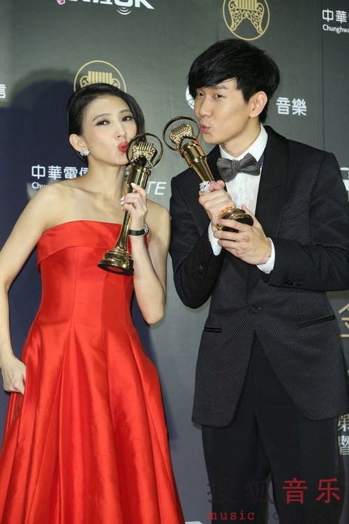 第25届台湾金曲奖 林俊杰戴佩妮分获歌王歌后