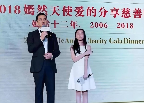 李亚鹏默默坚持16年，为7000余名儿童免费做手术，大家为他点赞