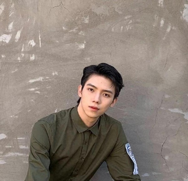 罗一舟用即兴舞蹈诠释舞台魅力,实力打破固有认知