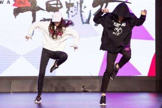 跳舞最厉害的六位女星，迪丽热巴遇上她，也只能排第二