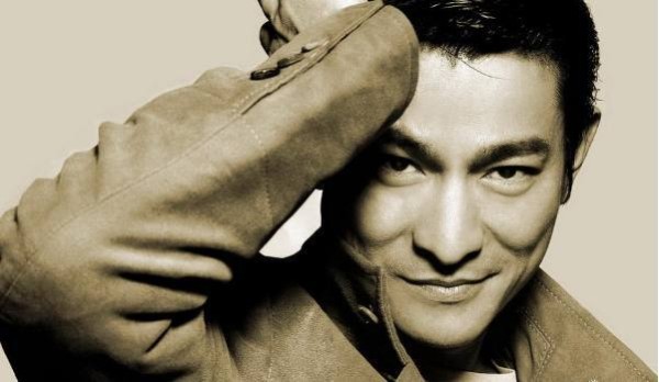 六位明星出道前的工作，热巴售楼小姐，柳岩护士，刘德华理发师