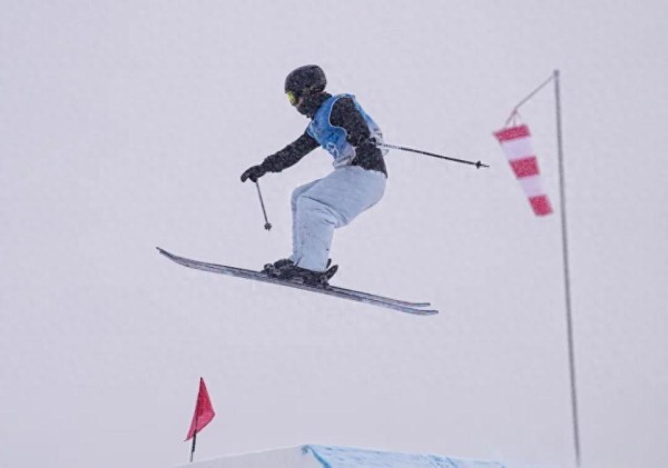 亚冬会中国代表团公布：谷爱凌林孝埈入选，苏翊鸣遗憾缺席