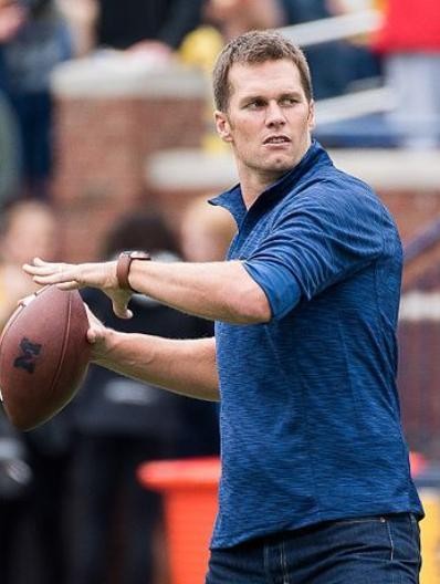 橄榄球明星有哪些？