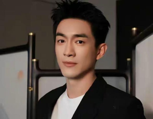 网红爆料十余男星亲密关系，却遭集体辟谣反转?