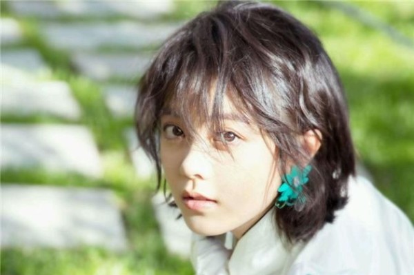 赵今麦点赞diss杨紫的微博，是手滑还是故意，大家如何看呢