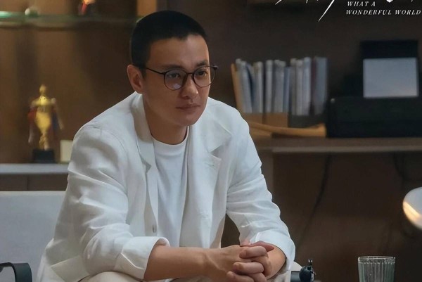 仅三集就封神!赵丽颖新剧《在人间》收视高口碑却两极分化