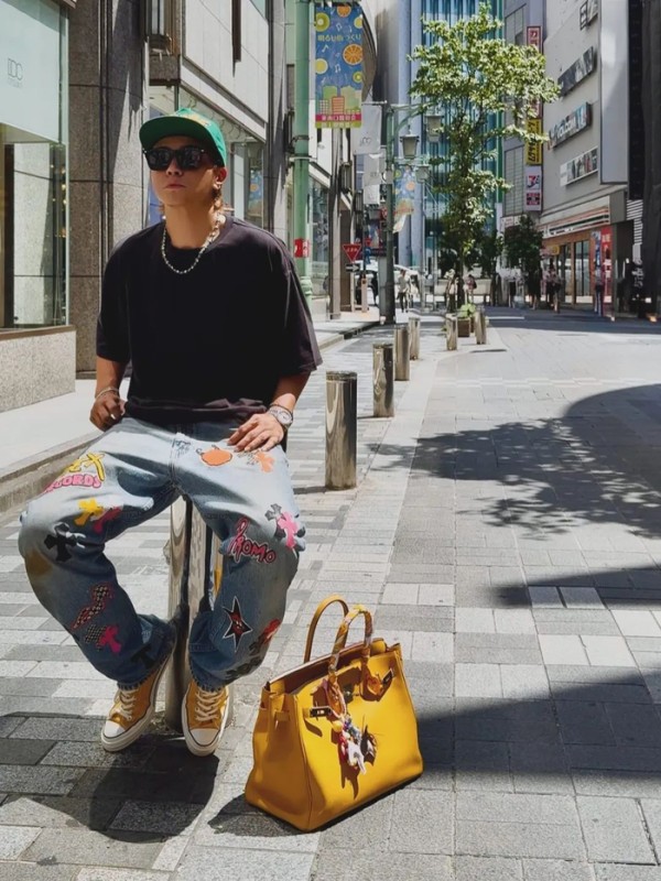 炫富哥「罗志祥」花50w买了条“克罗心”牛仔裤~