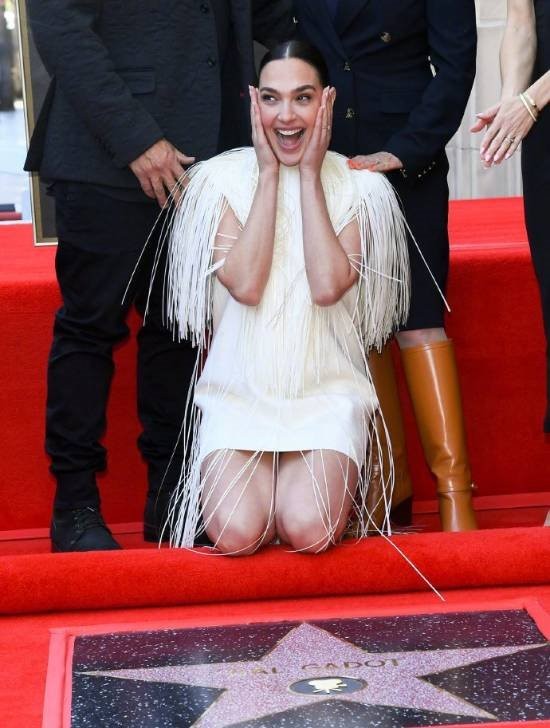 盖尔加朵好莱坞星光大道留星：我觉得我现在是最幸运的女人