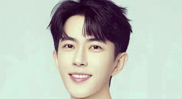 娱乐圈悲剧背后：从明星坠落看高压行业心理危机