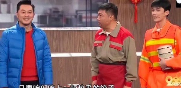 赵雅芝叶童同台再现经典,春晚小品《借伞》让人泪目!