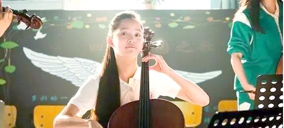 欧阳娜娜：从《北京爱情故事》到《偶像来了》的成功之路