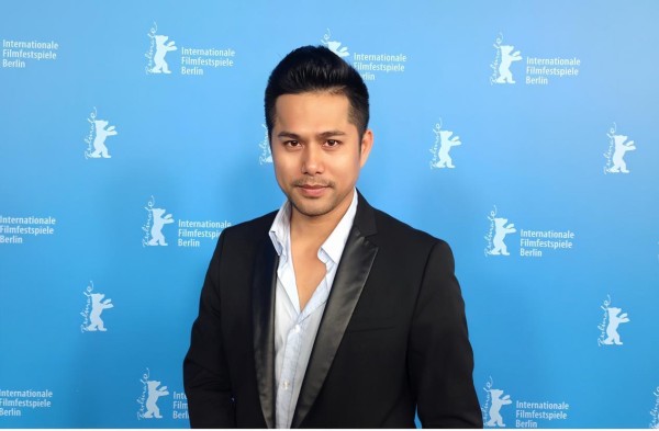 2014年2月,吉飞龙凭借其主演并制片的、由中美影人联袂打造的电影《孪生密码》