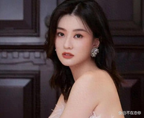 乔欣被曝嫁500亿富二代赖柏霖，曾因杨洋情伤严重，如今生活幸福