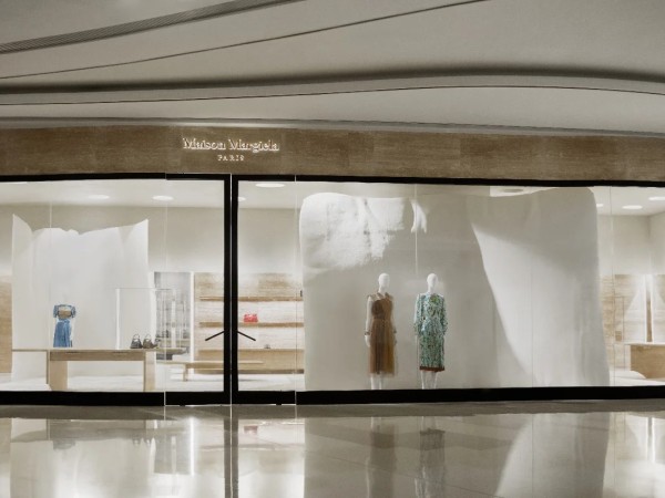 Maison Margiela成都银泰中心新店  诠释全新店铺设计概念