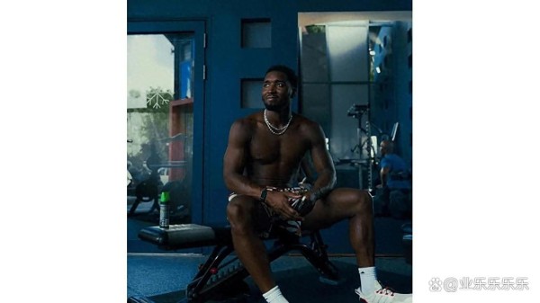 米切尔晒训练日常，首次进一阵，高调分享生活