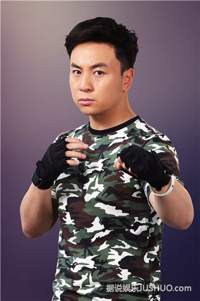 释小龙加盟《勇者奇兵》 两代华人功夫巨星小鲜肉老腊肉场PK