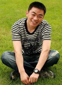 王宝强复旦大学开讲座发感慨:我也想上学(图)