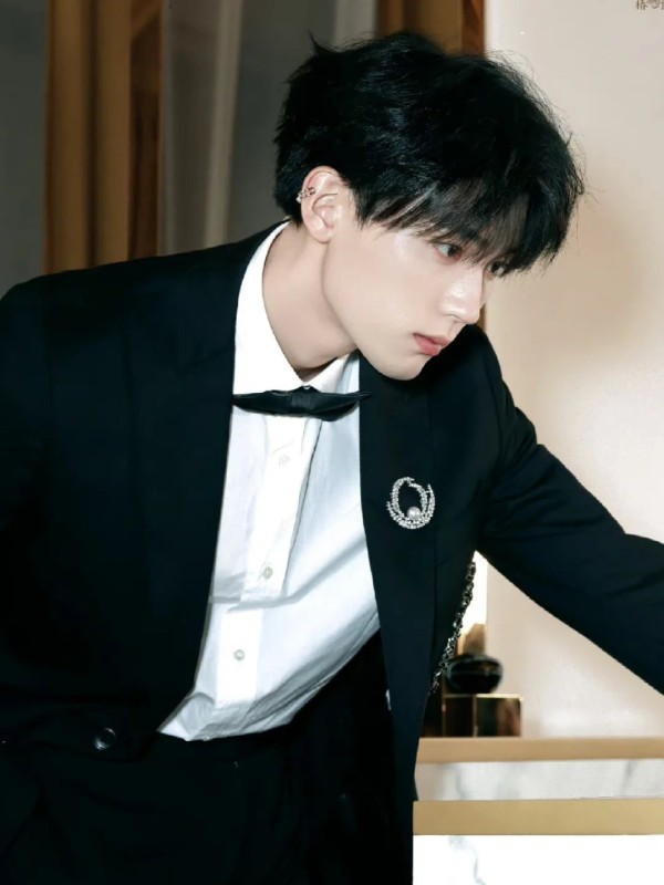 明星背后的资本系列(五十六)周翊然