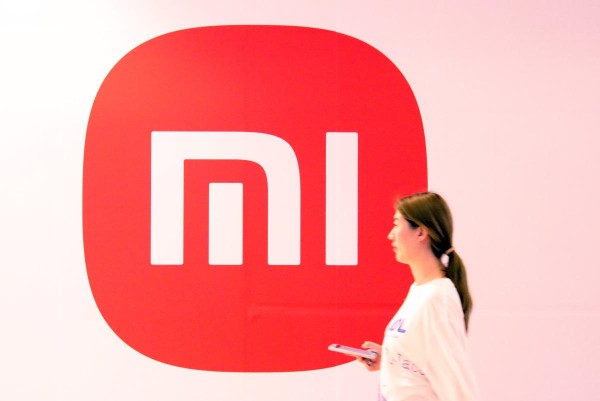 雷军：从科技巨头到网红领袖的跨界之路