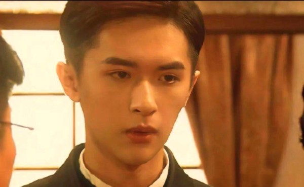 演员的舆论风波与未来发展策略分析