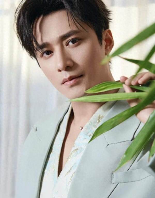 短剧市场激烈竞争：演员策略与技术变革