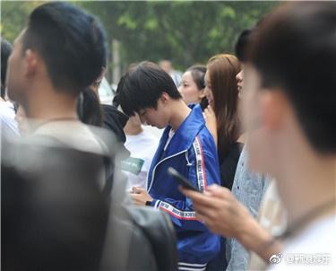 一等一大明星，居然没人甩帐，王俊凯怎么混的！