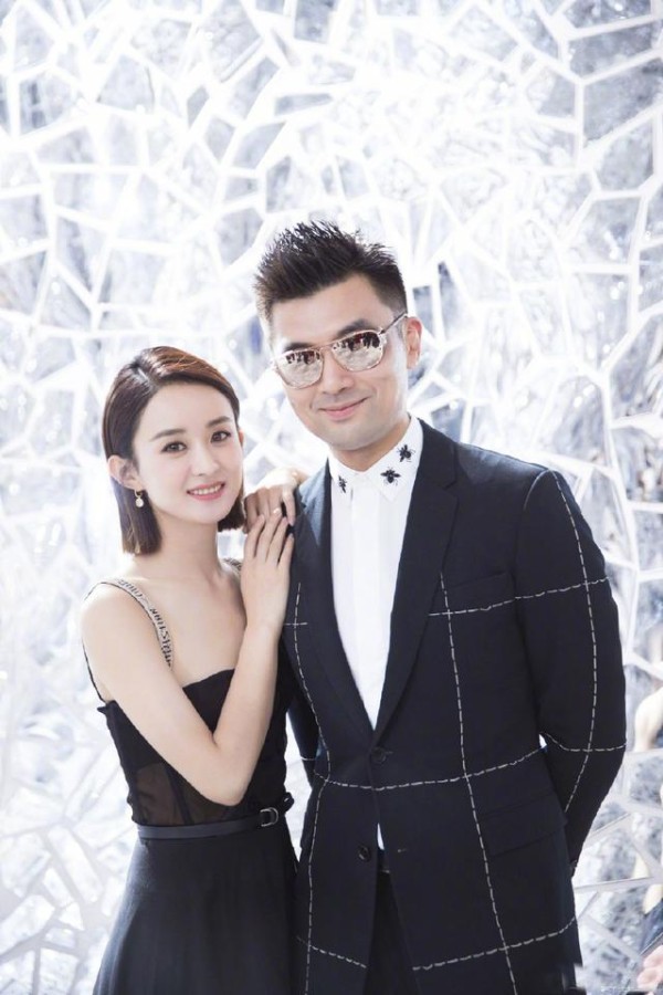 赵丽颖与经纪人黄斌解约，原因被传是处理私人问题而不接任何工作