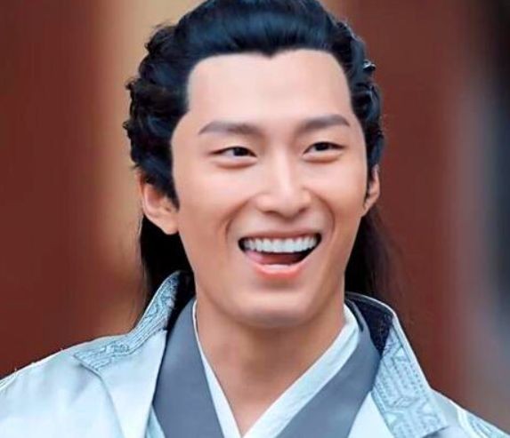 拥有丹凤眼的7位男明星,个个都帅得离谱,第5位眼睛成就了角色