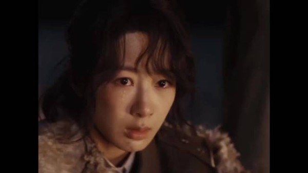 姐姐盗猎现场撞见弟弟逃跑