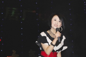 “超女”朱妍滕州放歌