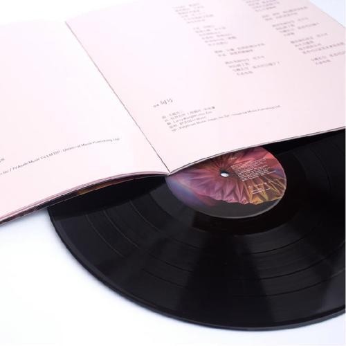 李克勤：从乐坛新秀到传奇的不凡旅程