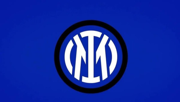 FIFA第17条核爆转会市场！卢克曼罢训逼宫，亚特兰大5000万防线崩塌