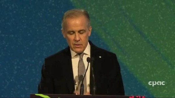 加拿大总理Mark Carney幽默回应红毯趣事