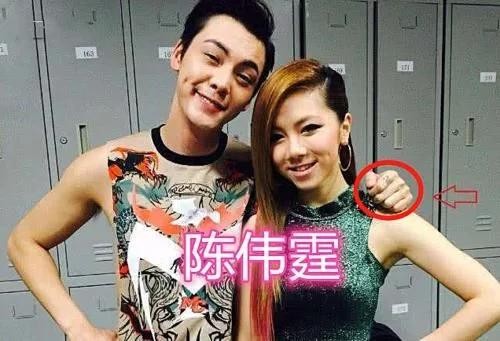 绅士手也分等级?陈伟霆蔡徐坤还好,看到王一博:摩托姐姐放心了