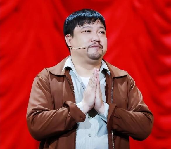 这几位明星表面是演员，背后是资本！他们演戏只是玩票，商业帝国大到你无法想象