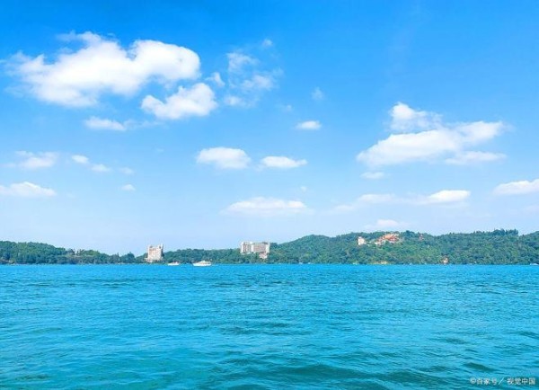 郭有才翻车朱之文救场：网红与职业歌手的差距有多大？