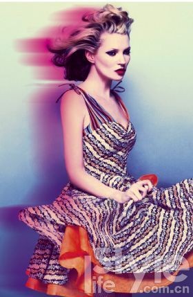 点击图片进入第一页