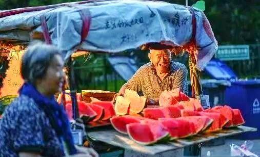 明星日常生活与最新动态揭示