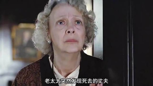 有了美国斩杀线的概念后再看,才惊觉这可能是真实事件的艺术投射