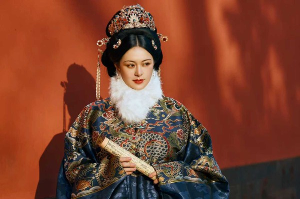 立春启新韵，王力可演绎东方古典美学大片尽显国风雅致