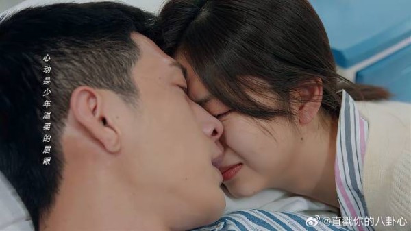 大虐后必有糖，归路CP蹭鼻尖太甜，军恋终于完美落幕