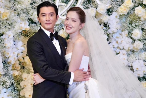 结婚4年，俩“海王”终于办婚礼了！宾客名单曝光，半个演艺圈到齐