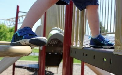 浮舟沧海，立马昆仑